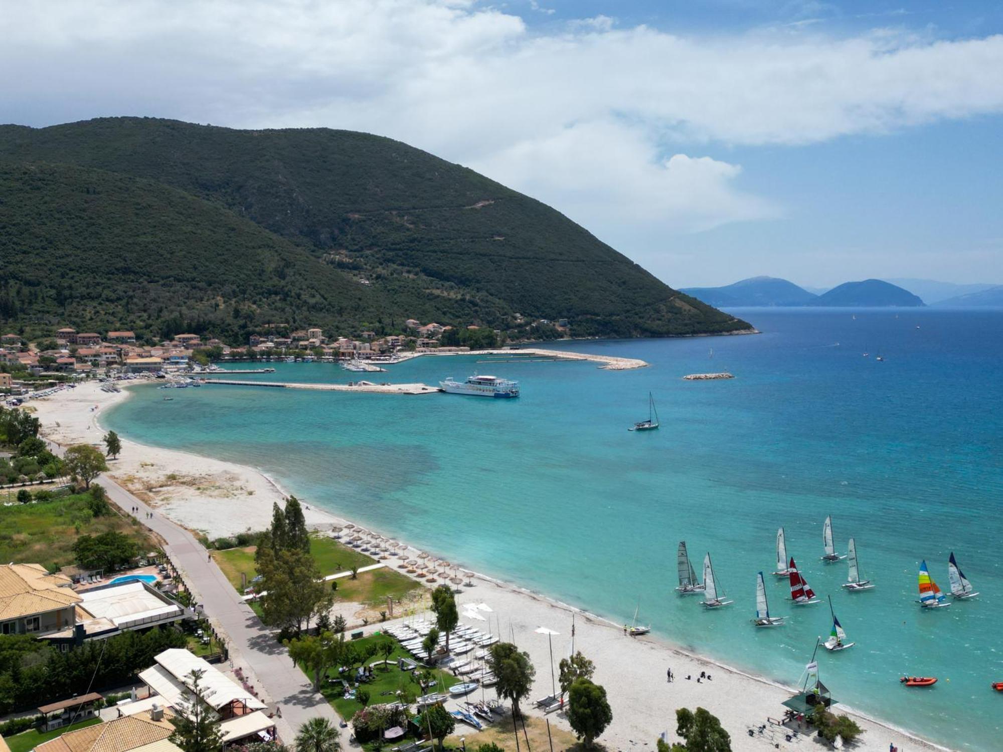 Elisso Boutique Hotel Vasiliki  Ngoại thất bức ảnh